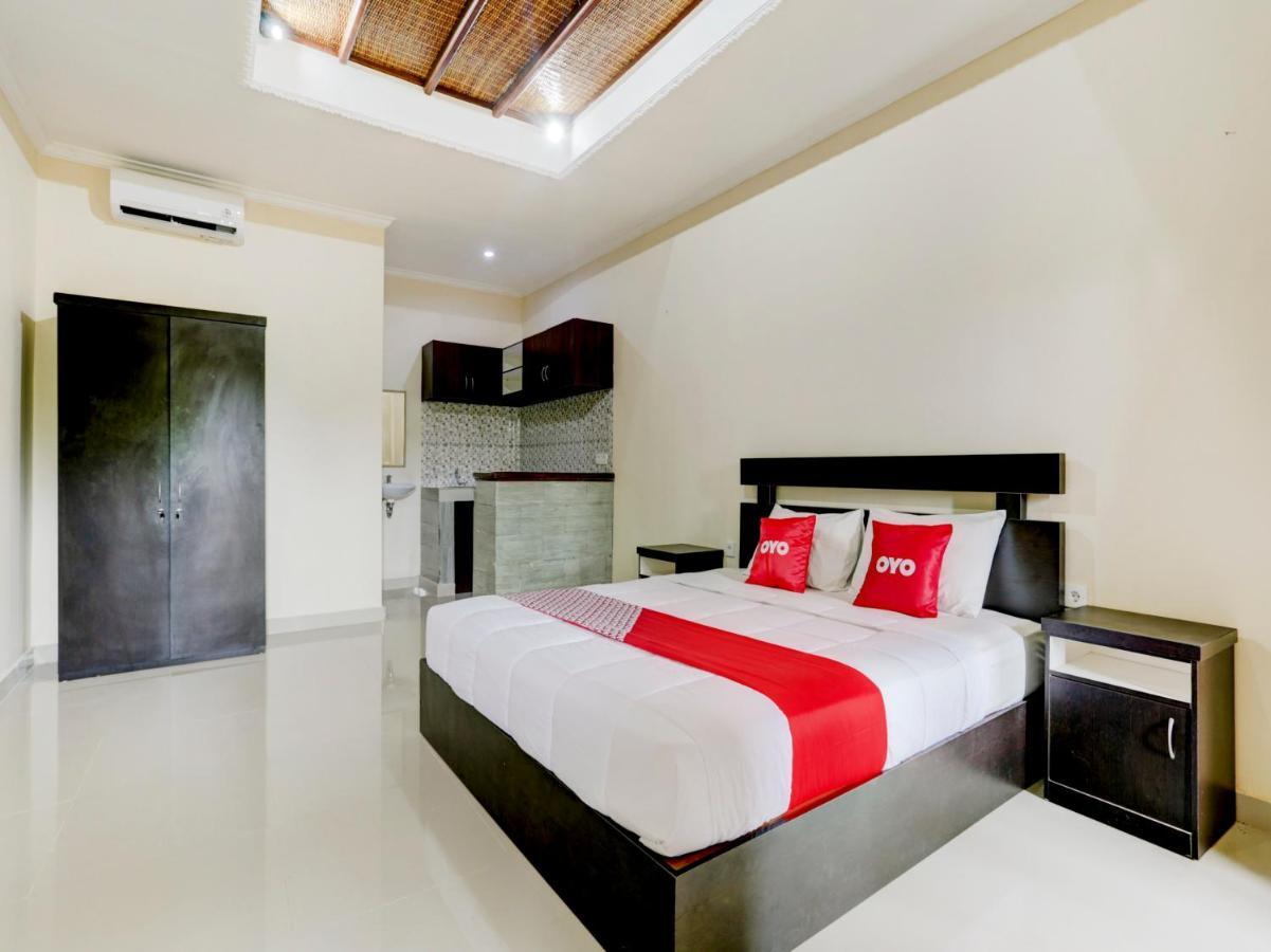 Oyo 90711 Blembong Homestay Jimbaran Exterior foto